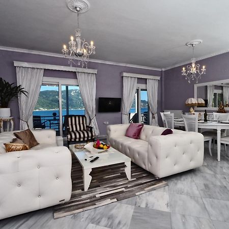 Villa Euphoria Apts Afión Dış mekan fotoğraf