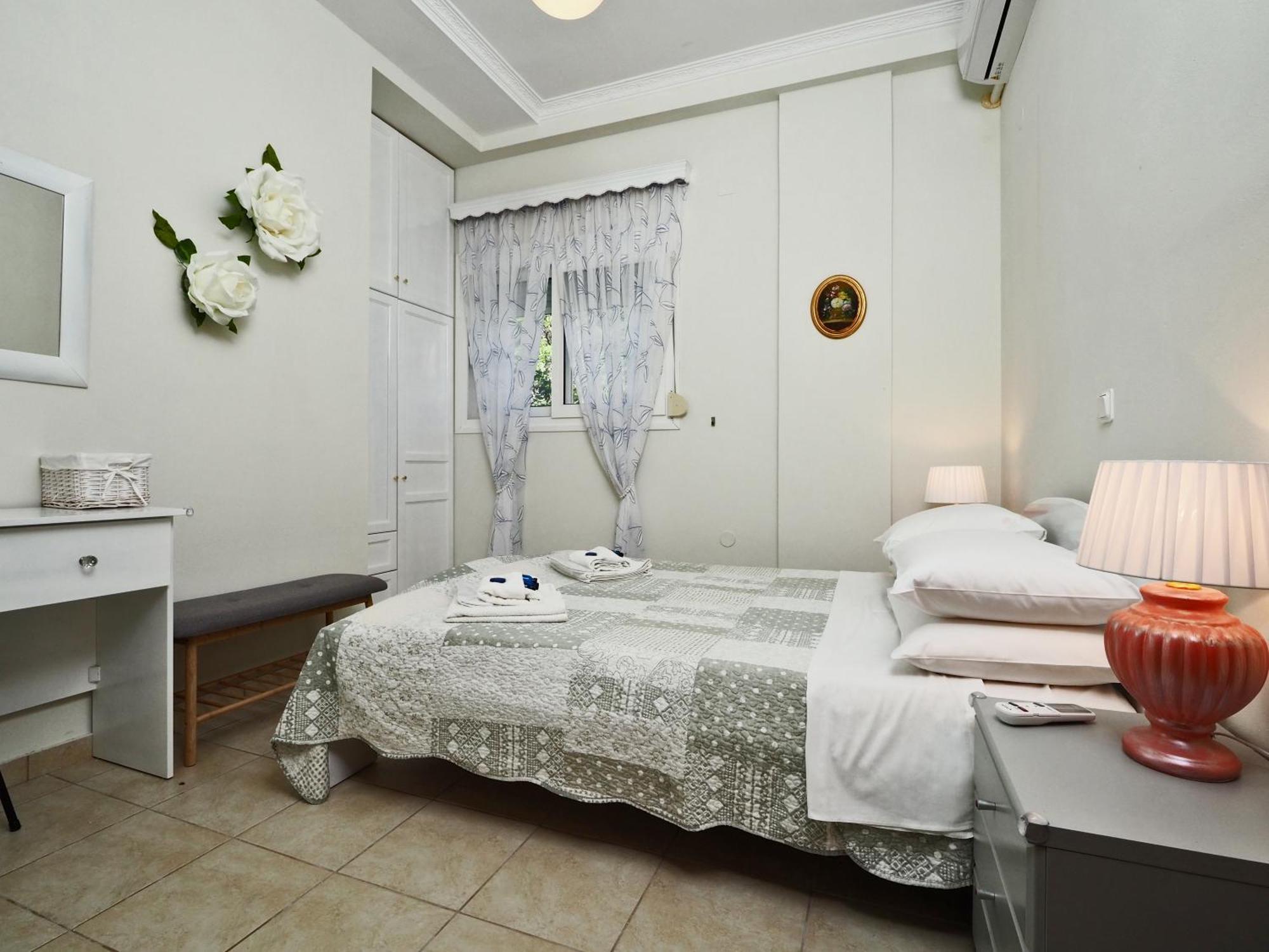 Villa Euphoria Apts Afión Dış mekan fotoğraf